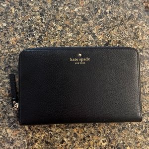 Kate Spade Travel Wallet